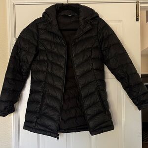 The North Face Women's Black Hooded Puffer Jacket